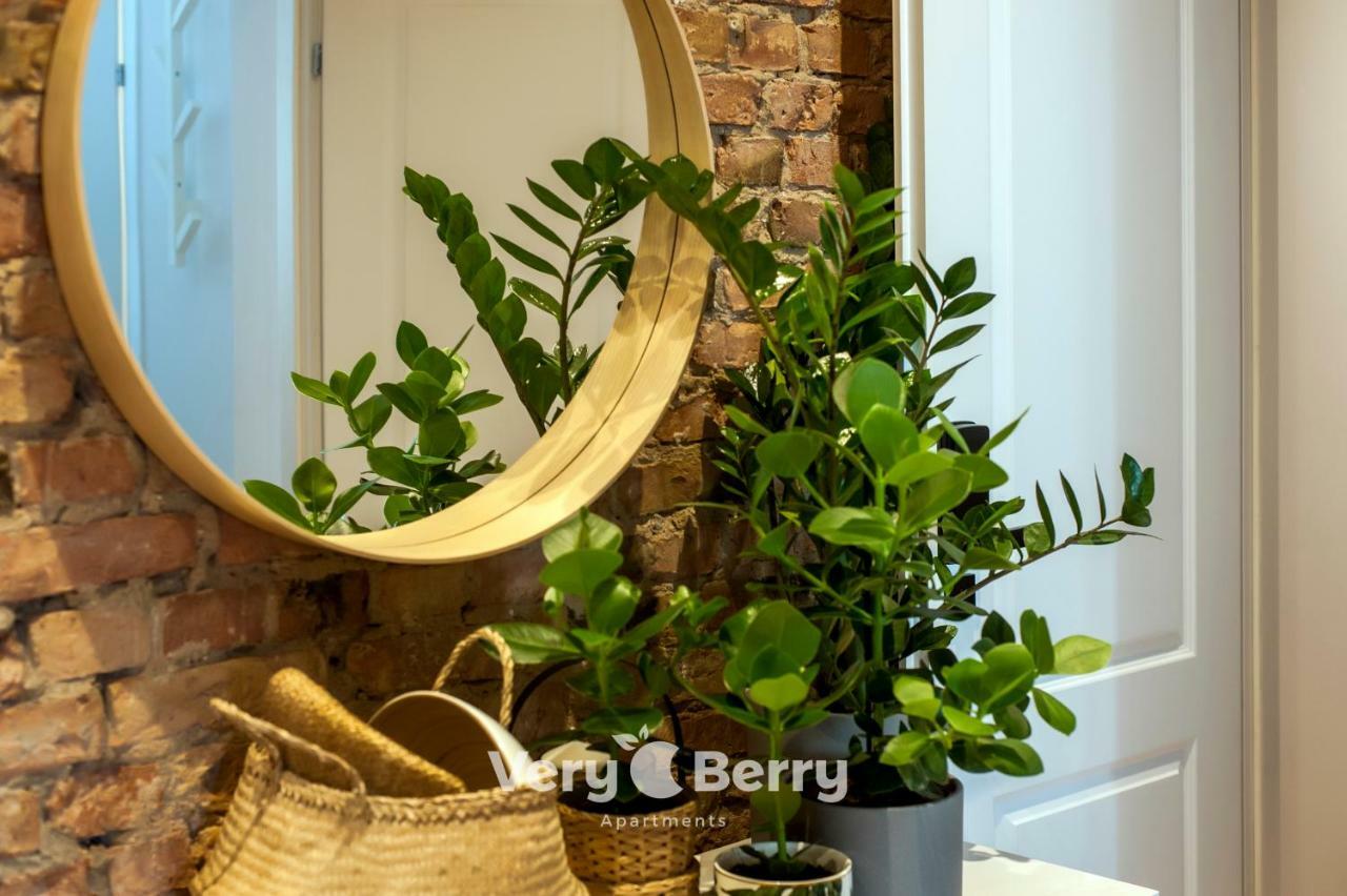 Very Berry - Glogowska 35A - Mtp Apartments - Self Check In 24H Познан Екстериор снимка