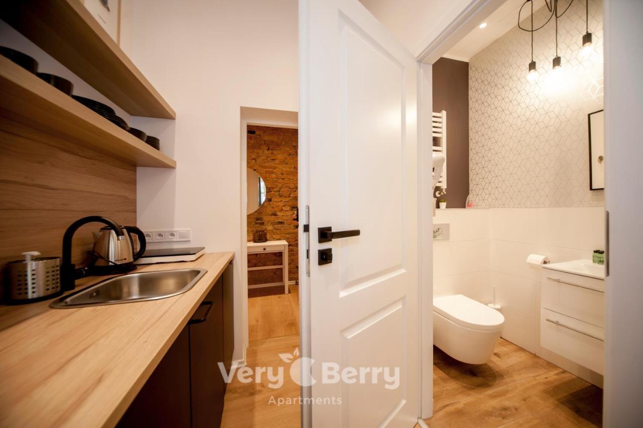 Very Berry - Glogowska 35A - Mtp Apartments - Self Check In 24H Познан Екстериор снимка