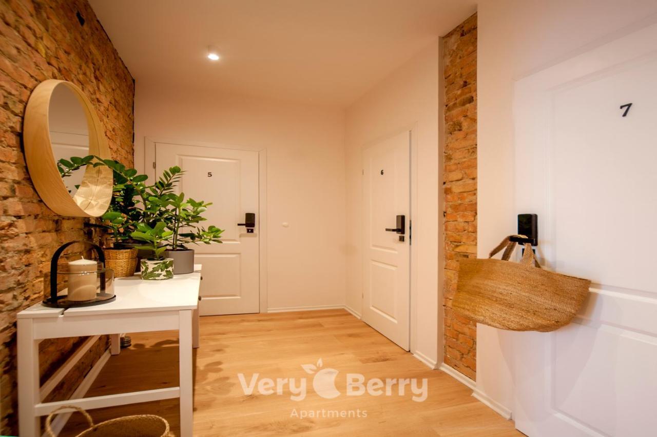 Very Berry - Glogowska 35A - Mtp Apartments - Self Check In 24H Познан Екстериор снимка